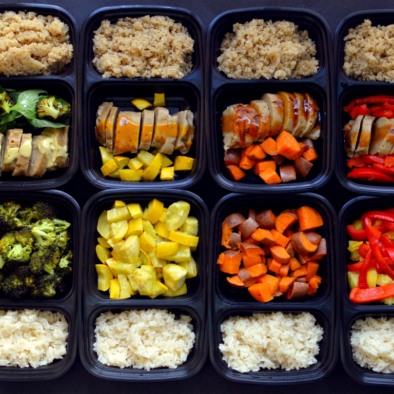 Cheap Vegan Meal Prep - 5 Full Days - Rainbow + Seitan - Budget Healthy - Rich Bitch Cooking Blog